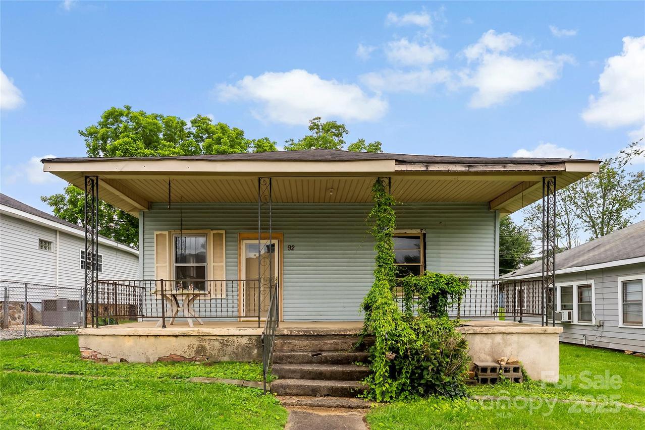 92 E Spencer Ave., Gastonia, NC 28054
