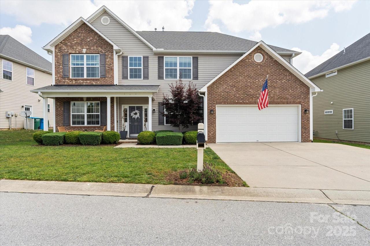 197 Roanoke Rd., Fletcher, NC 28732
