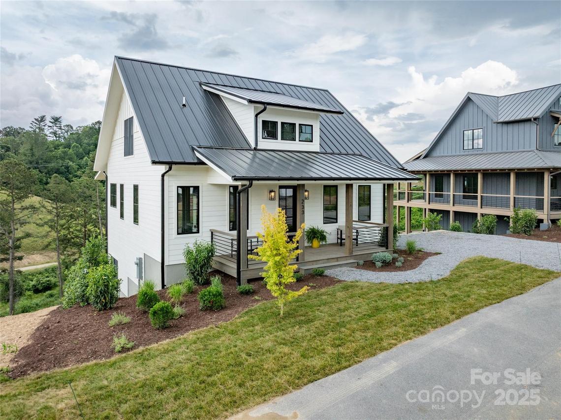 233 Westridge Farm Rd. #23, Asheville, NC 28804