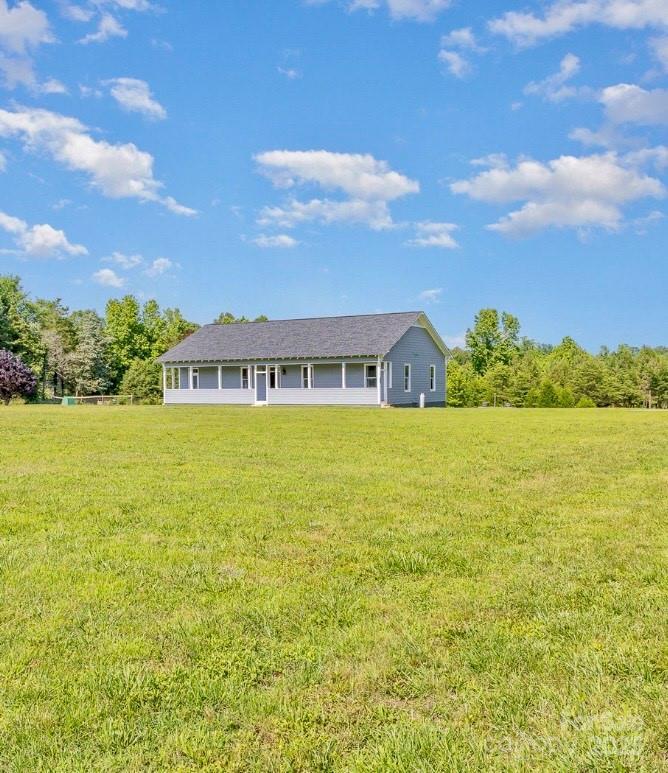 135 Waycross Dr., Rockwell, NC 28138