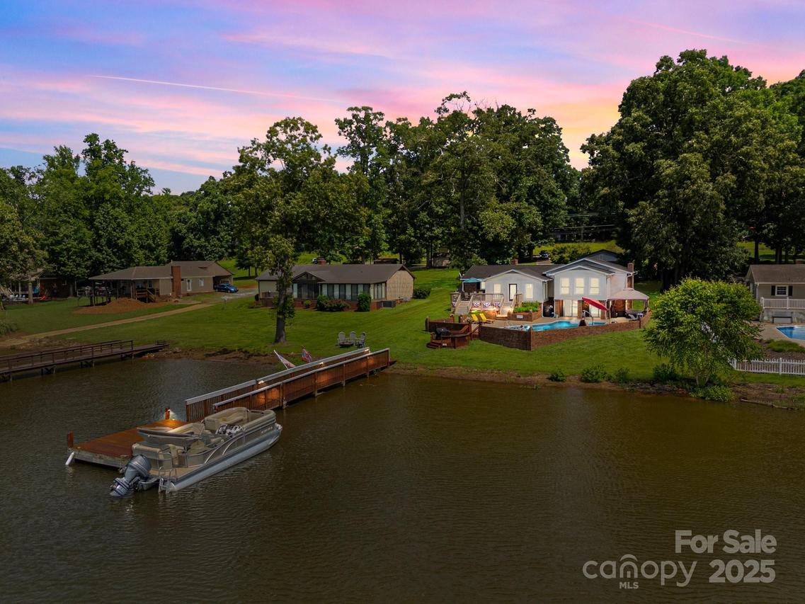1017 Holloway Church Rd., Lexington, NC 27292