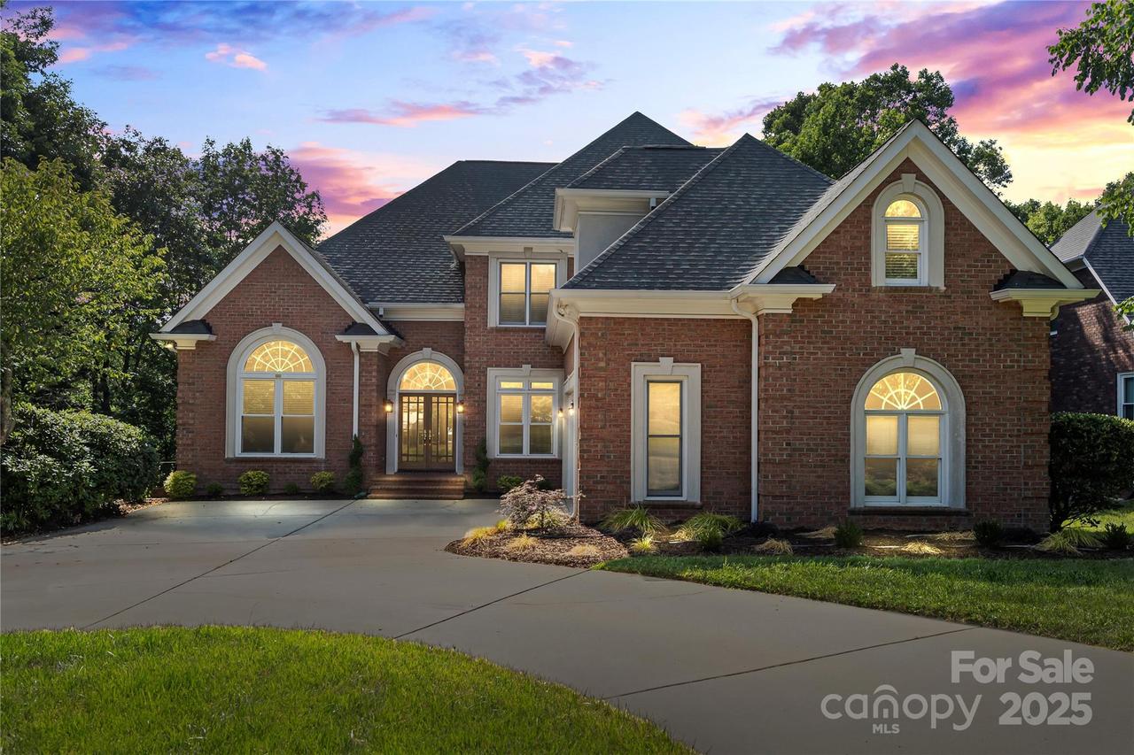 4740 Myers Ln., Harrisburg, NC 28075