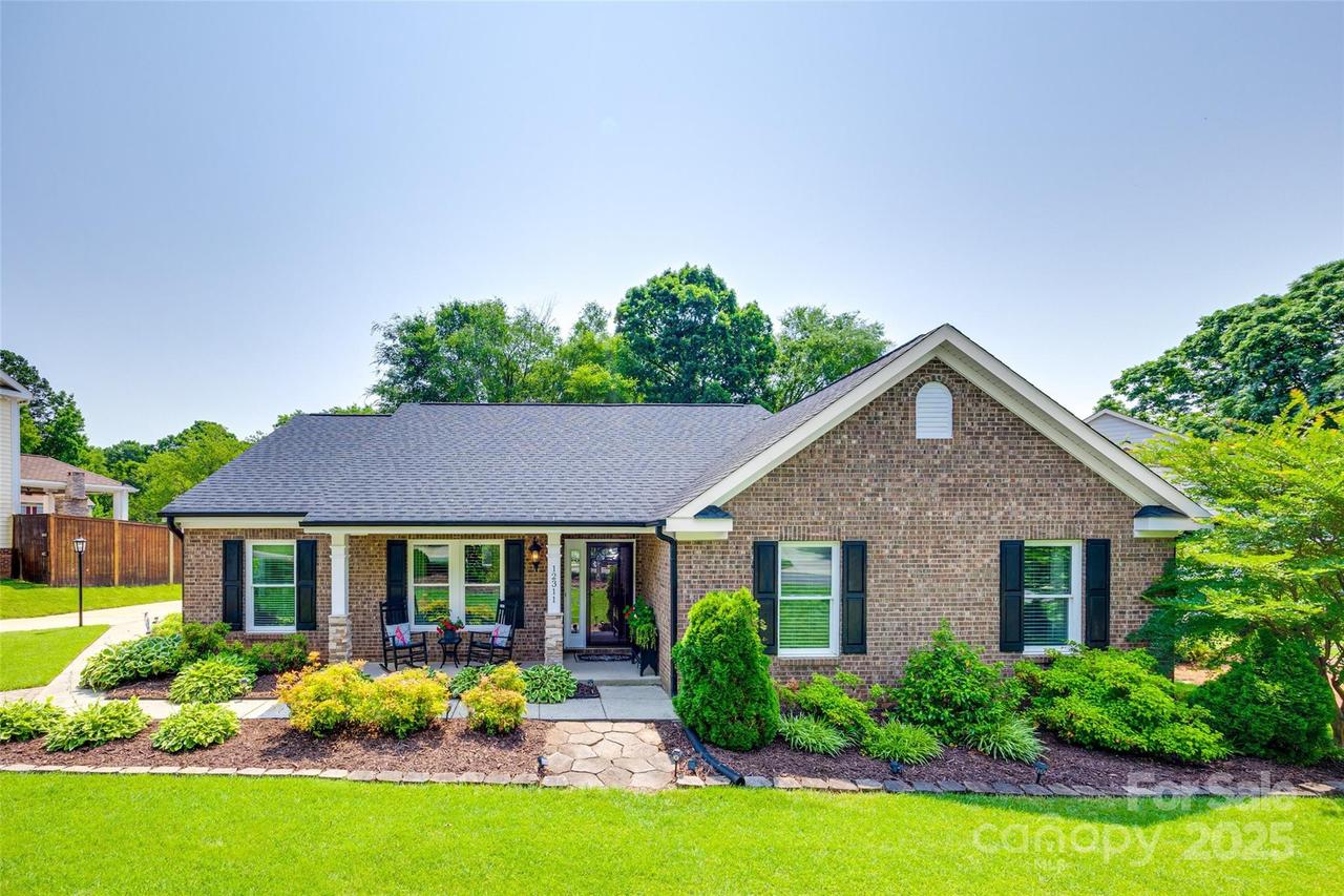 12311 Bentcreek Ln., Matthews, NC 28105