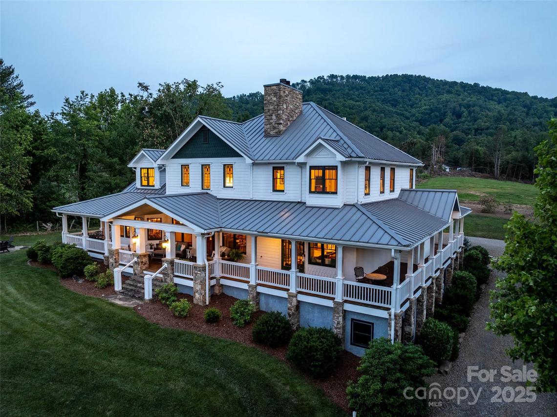 29 Bonnie Brae Dr., Weaverville, NC 28787