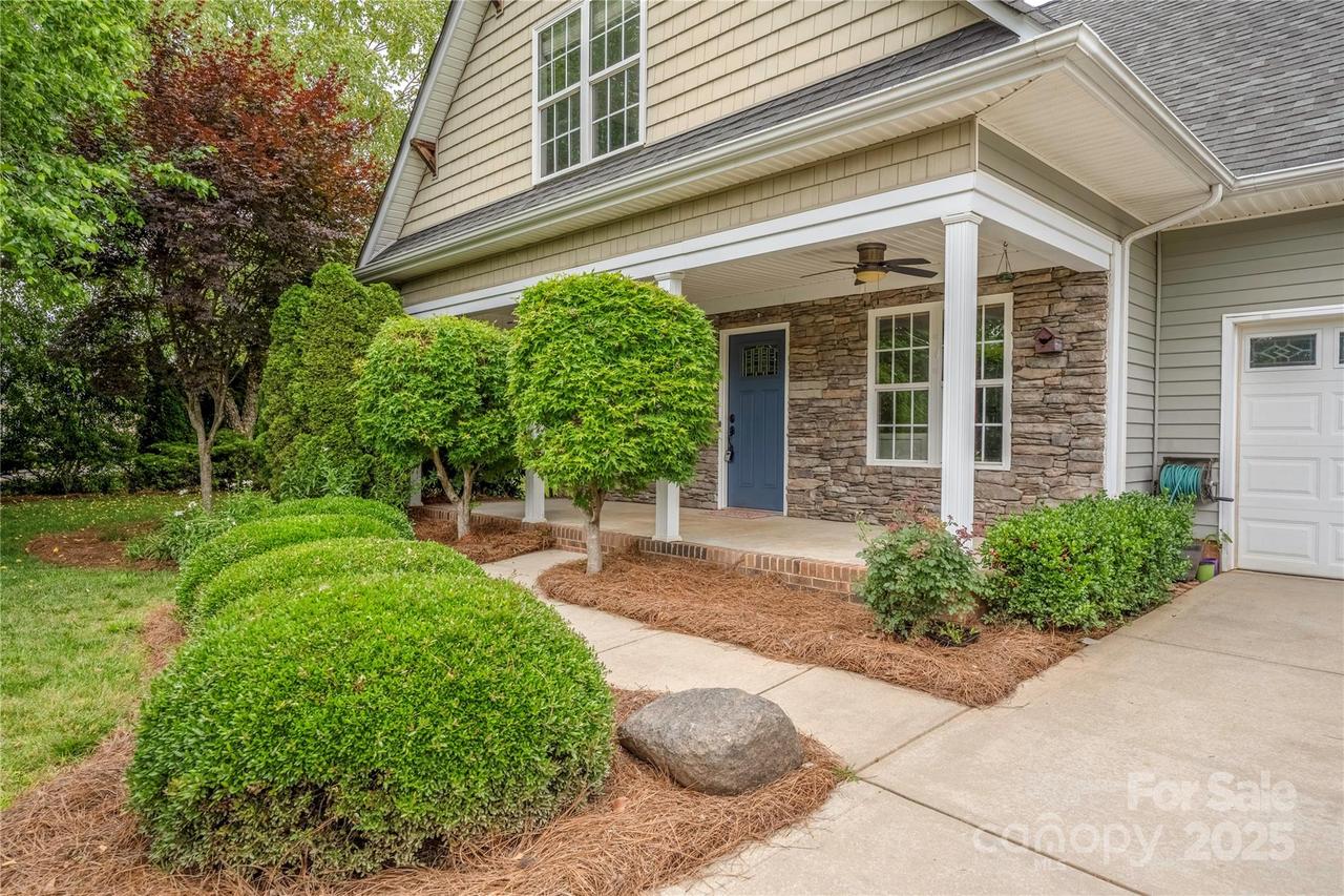 7101 Weavers Run, Cramerton, NC 28032