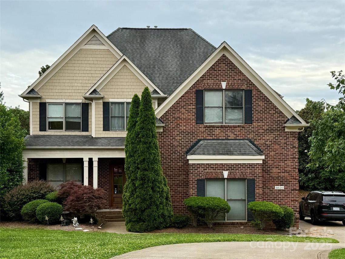 8620 Rolling Fields Rd., Charlotte, NC 28227