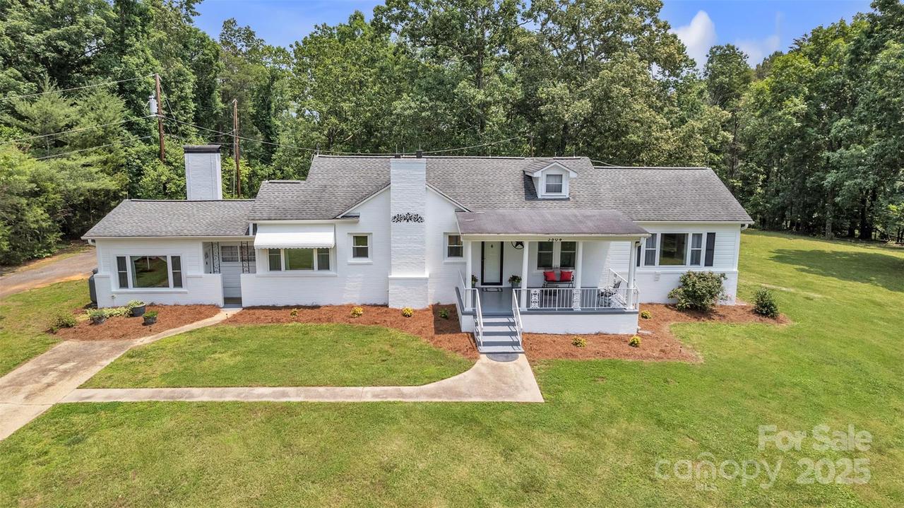 3804 Lippard Ln., Valdese, NC 28690