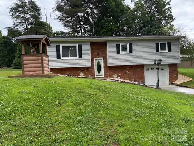 2410 Mt Herman Heights, Hudson, NC 28638