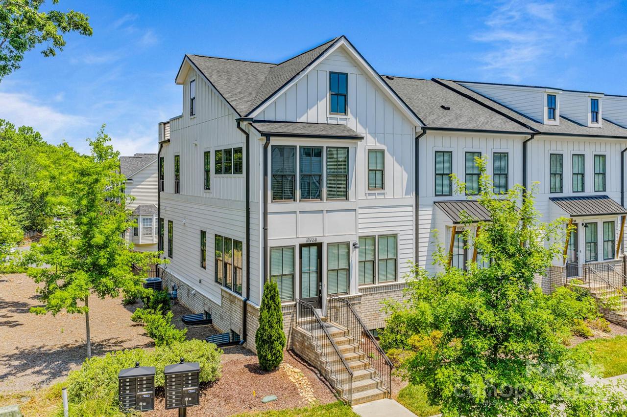 11938 Fiddlers Roof Ln., Charlotte, NC 28277