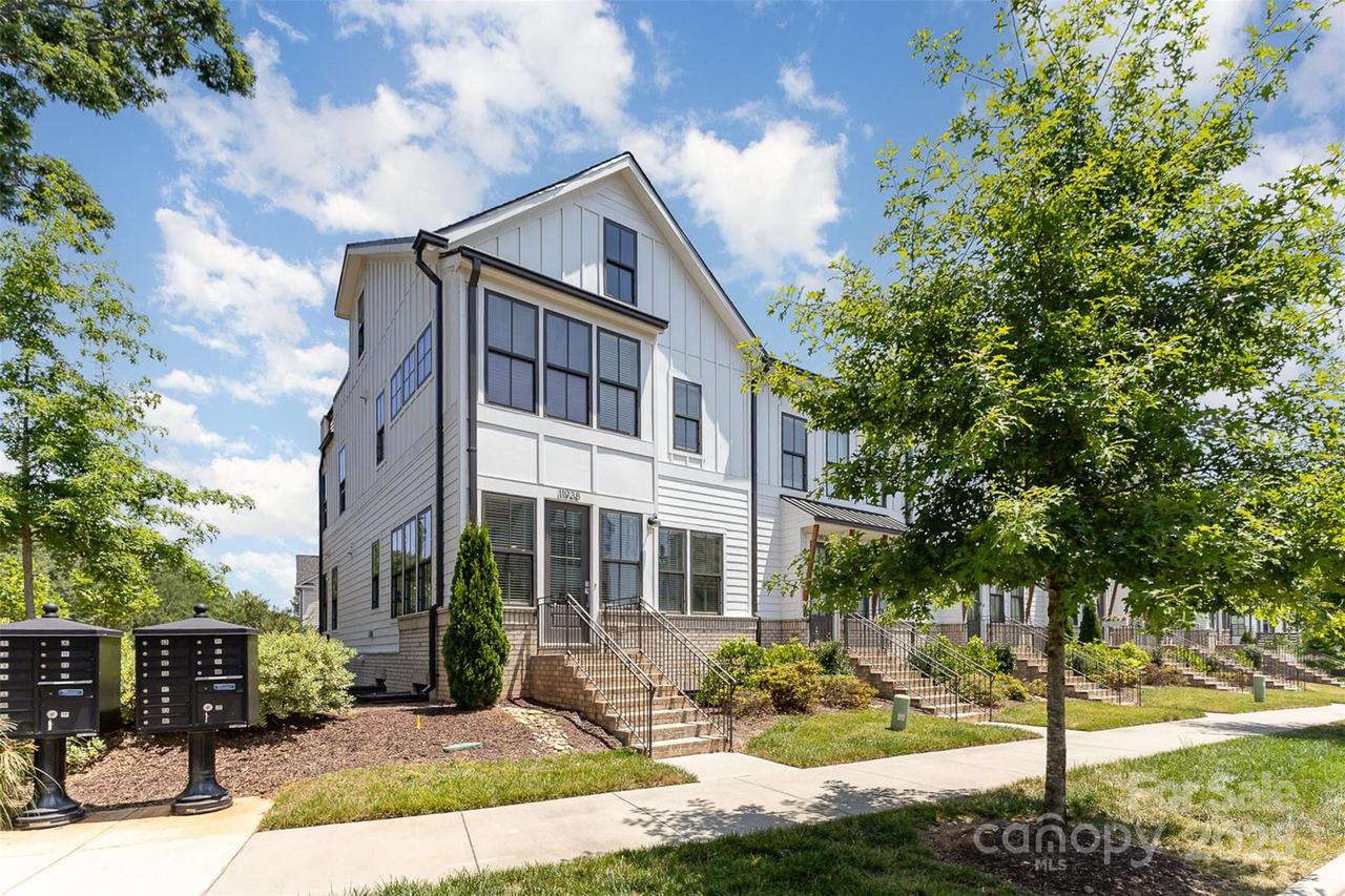 11938 Fiddlers Roof Ln., Charlotte, NC 28277