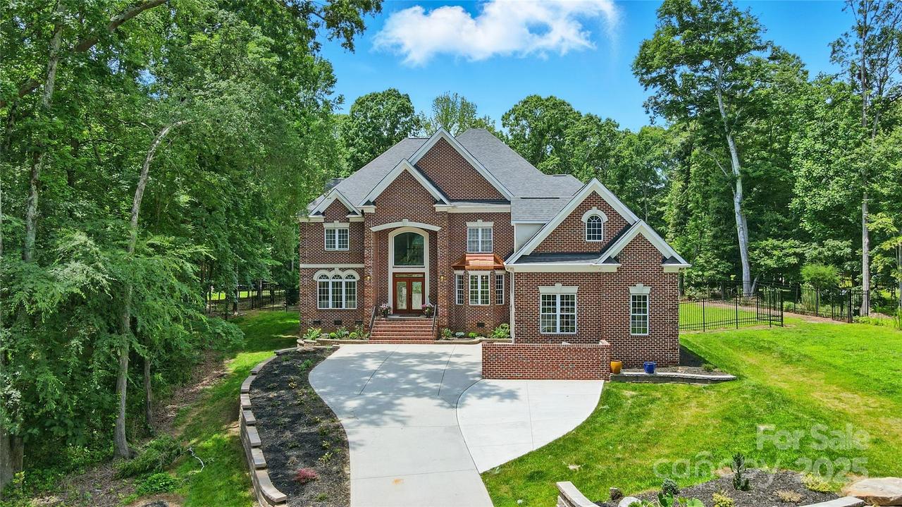 3324 Greenhurst Dr., Weddington, NC 28104