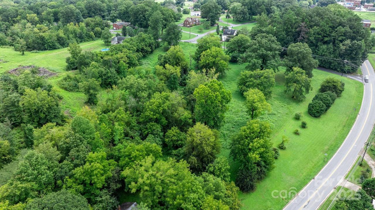 0000 N Main St., Catawba, NC 28609