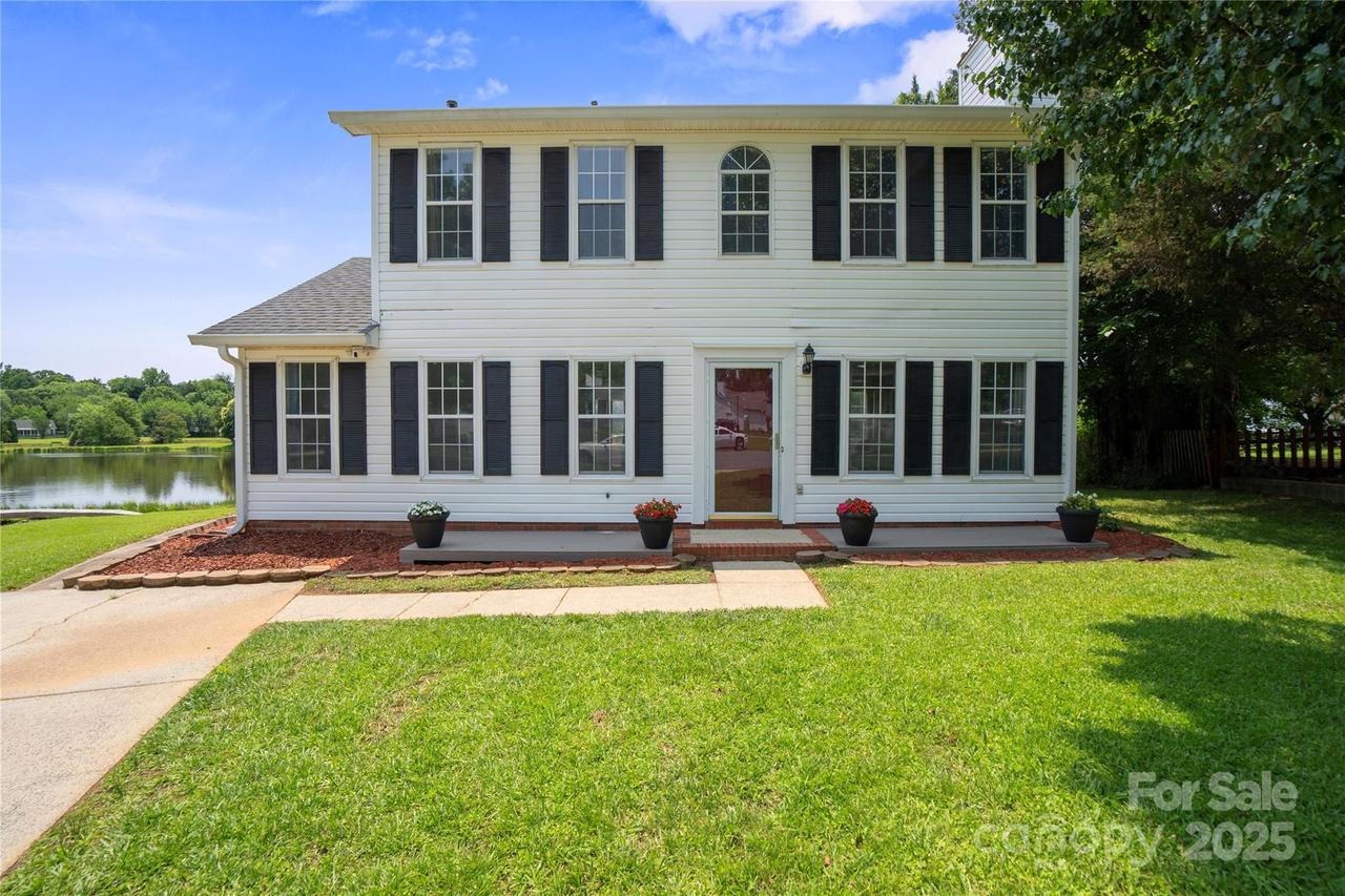 6516 Laurel Springs Ct., Charlotte, NC 28227