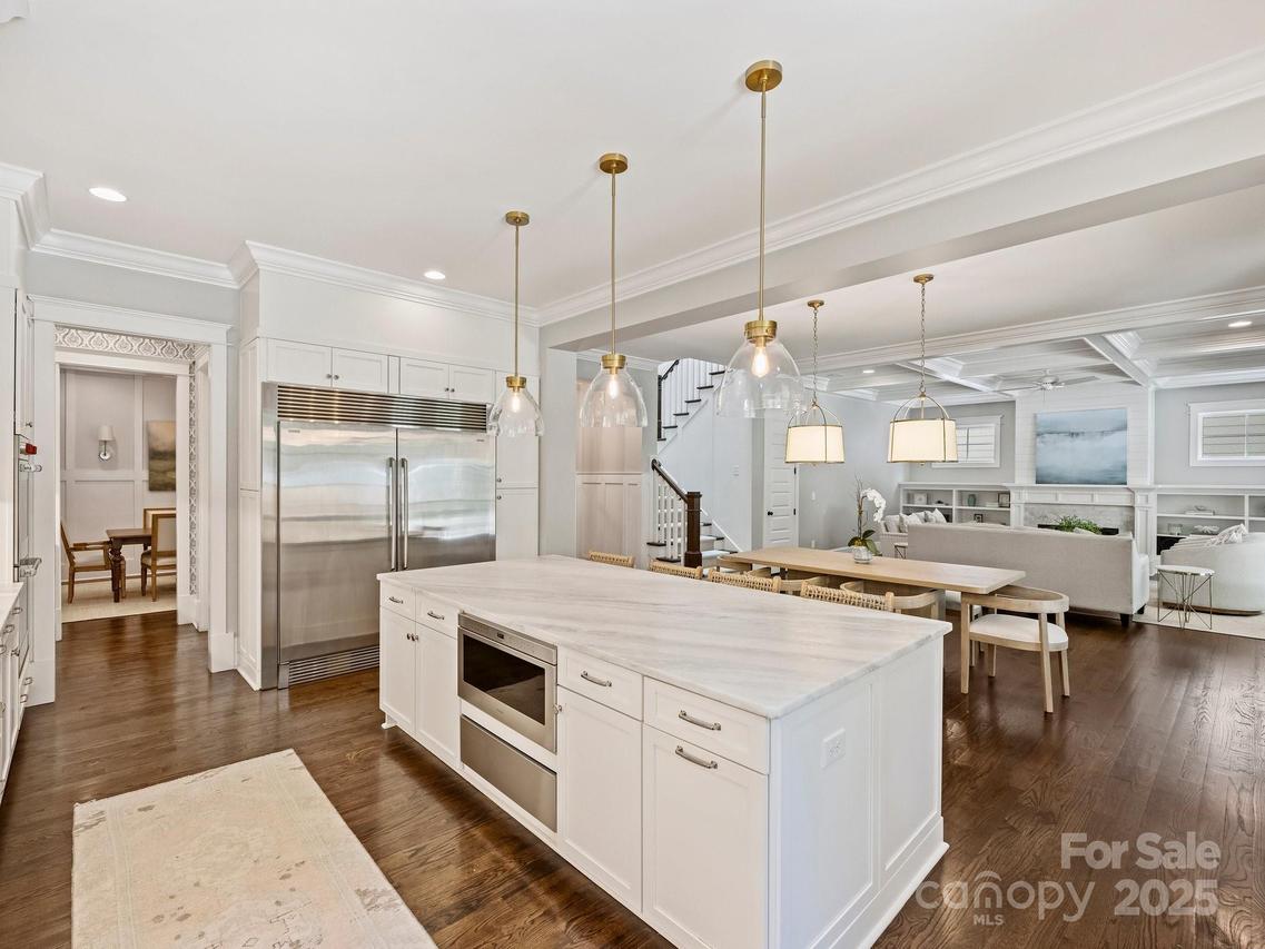 431 Wonderwood Dr., Charlotte, NC 28211