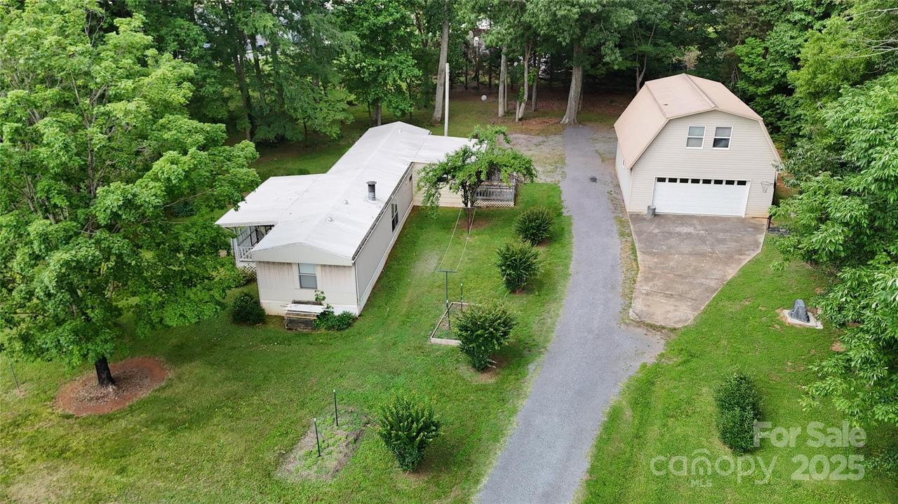 8112 Blackwood Rd., Denver, NC 28037