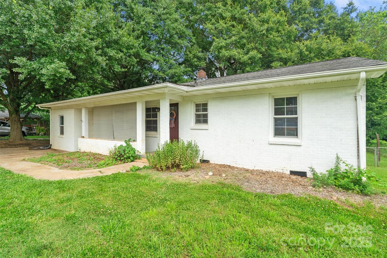 2131 Lee St., Gastonia, NC 28054