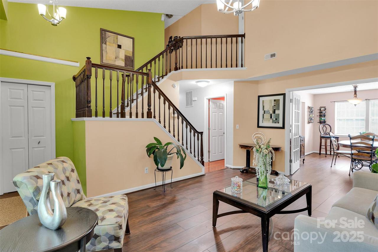 11219 Kempsford Dr., Charlotte, NC 28262
