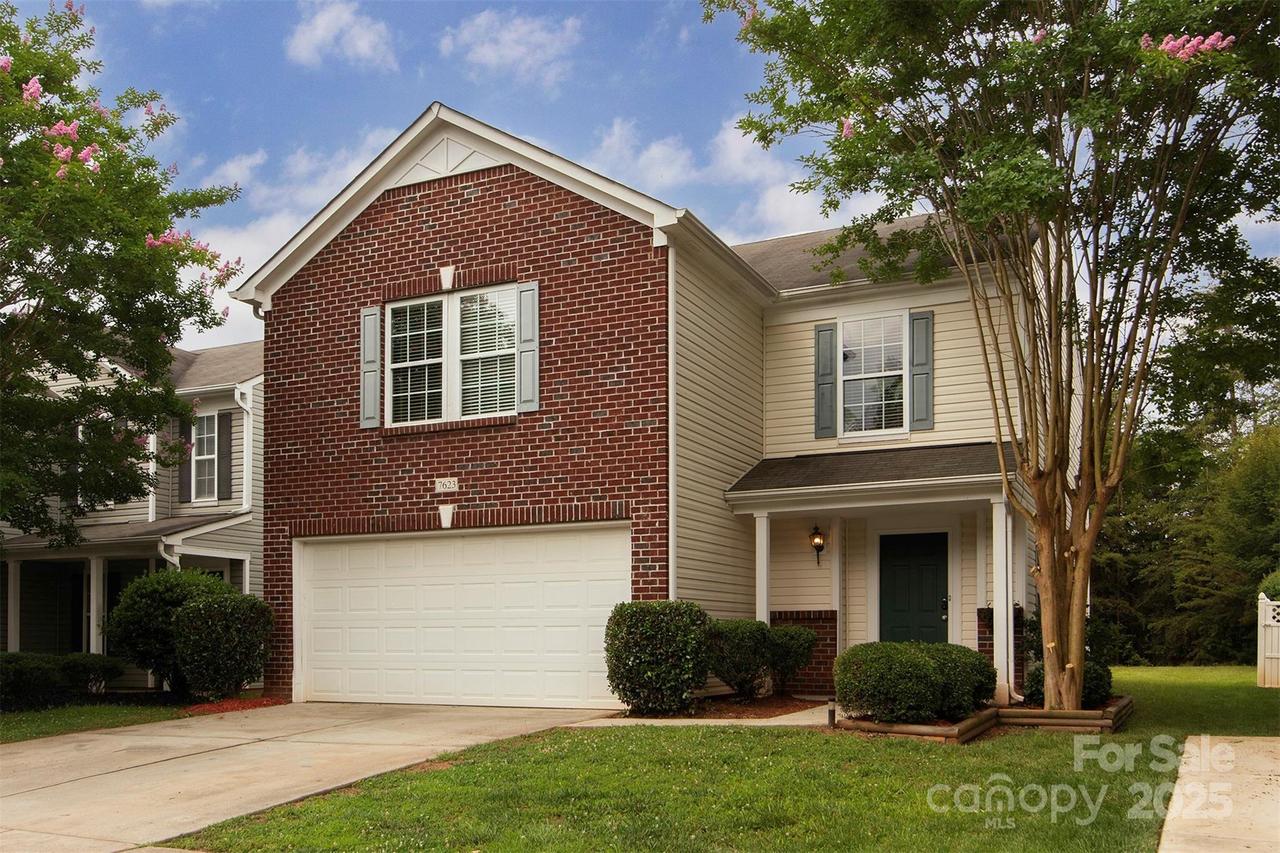 7623 Monarch Birch Ln., Charlotte, NC 28215