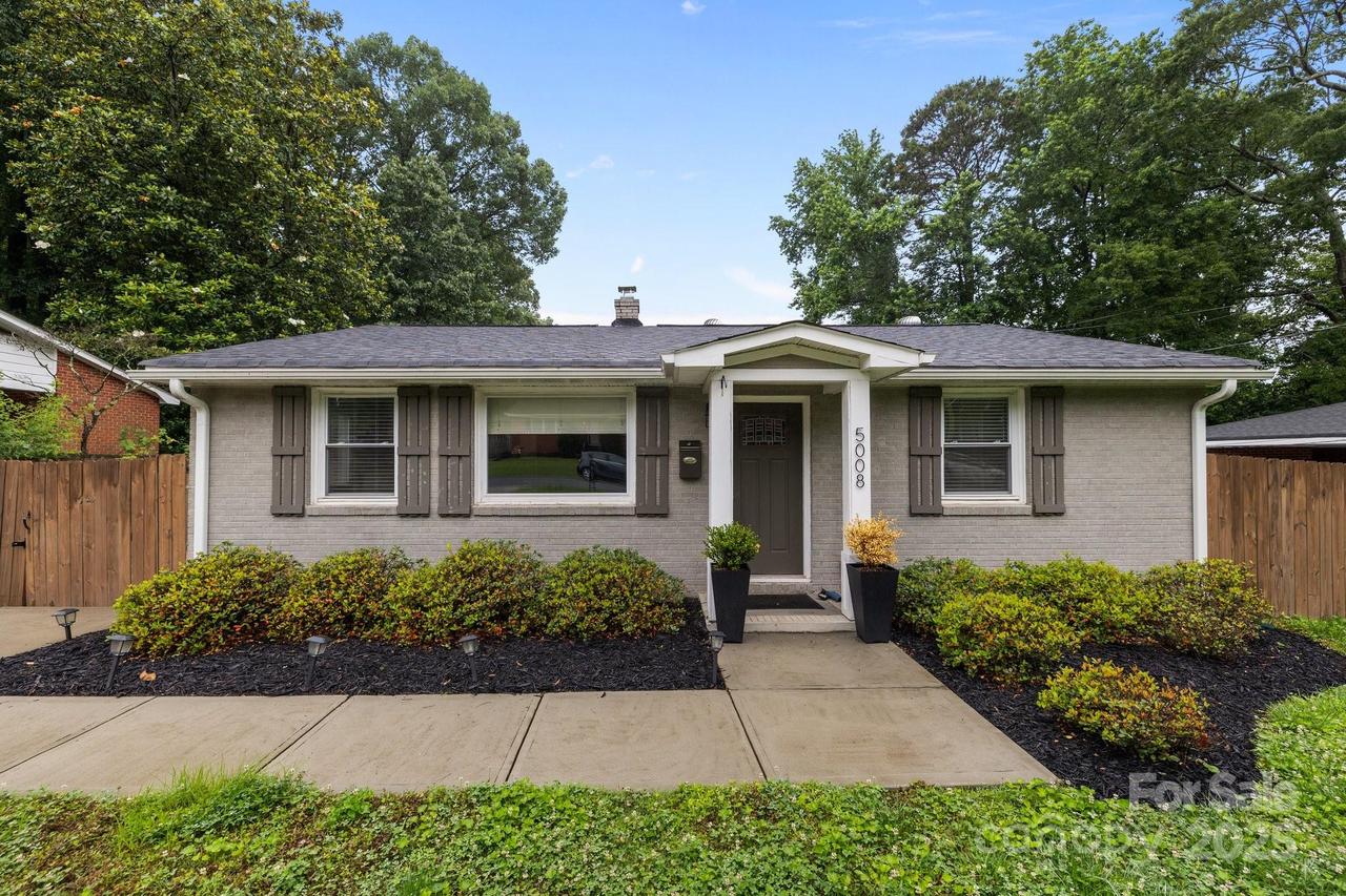 5008 Unaka Ave., Charlotte, NC 28205