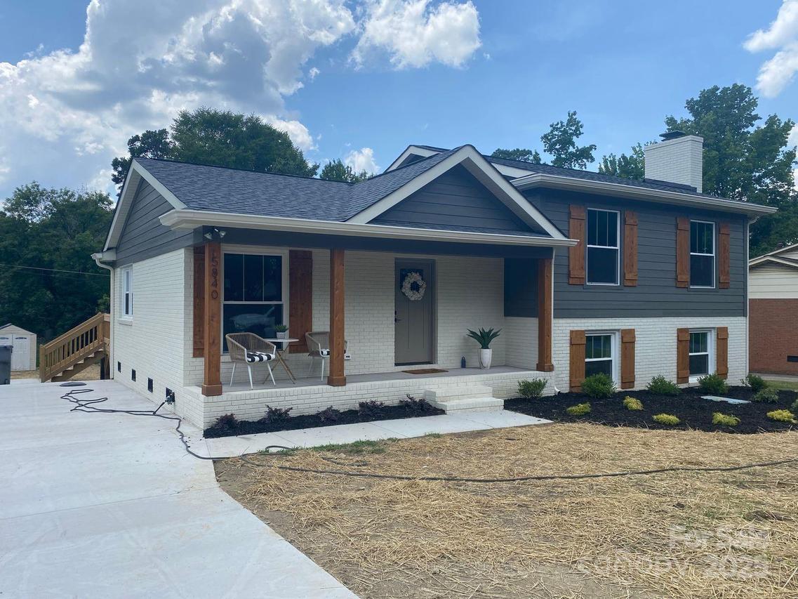 5840 Charing Pl., Charlotte, NC 28211