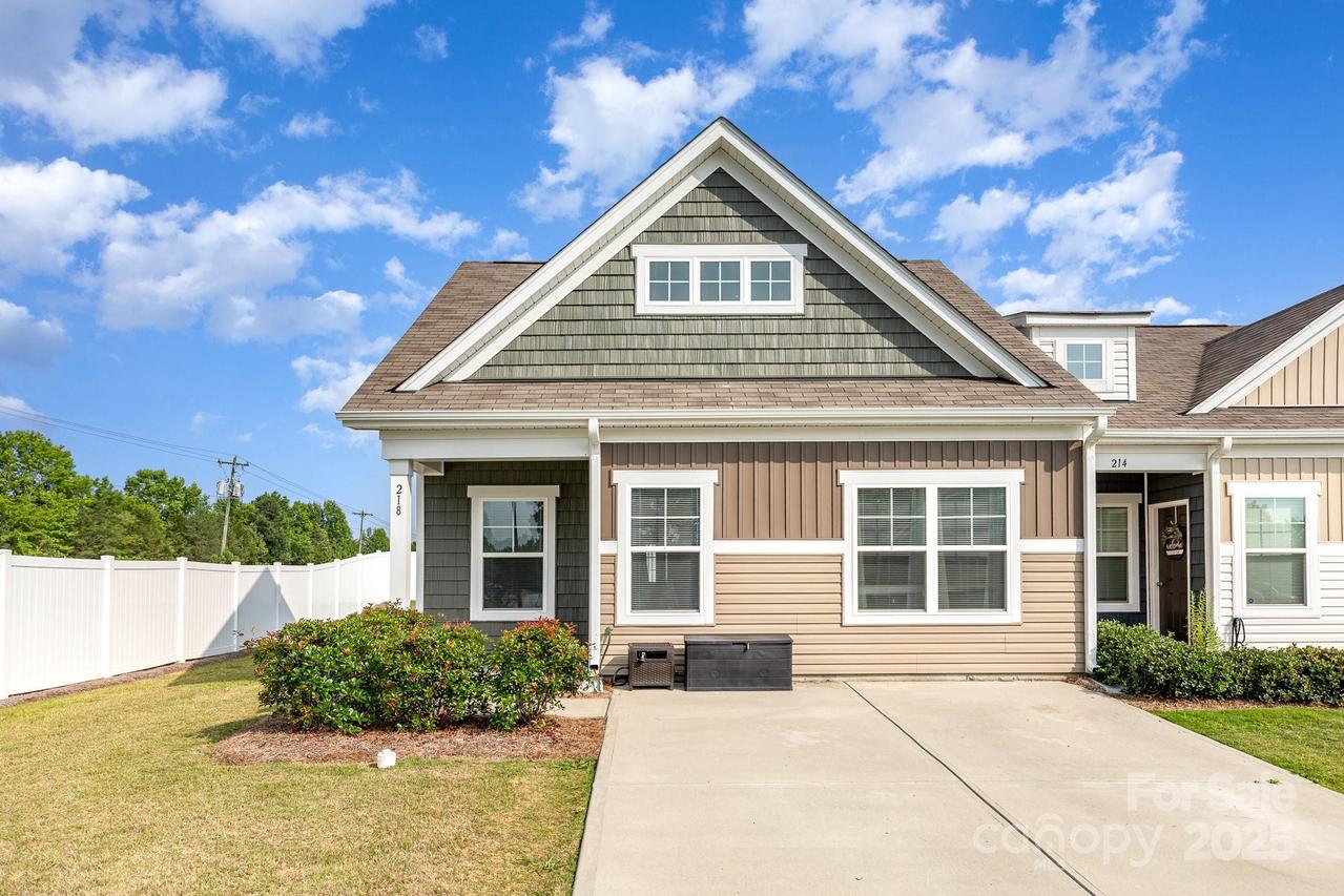 218 Canina Ln., Indian Trail, NC 28079
