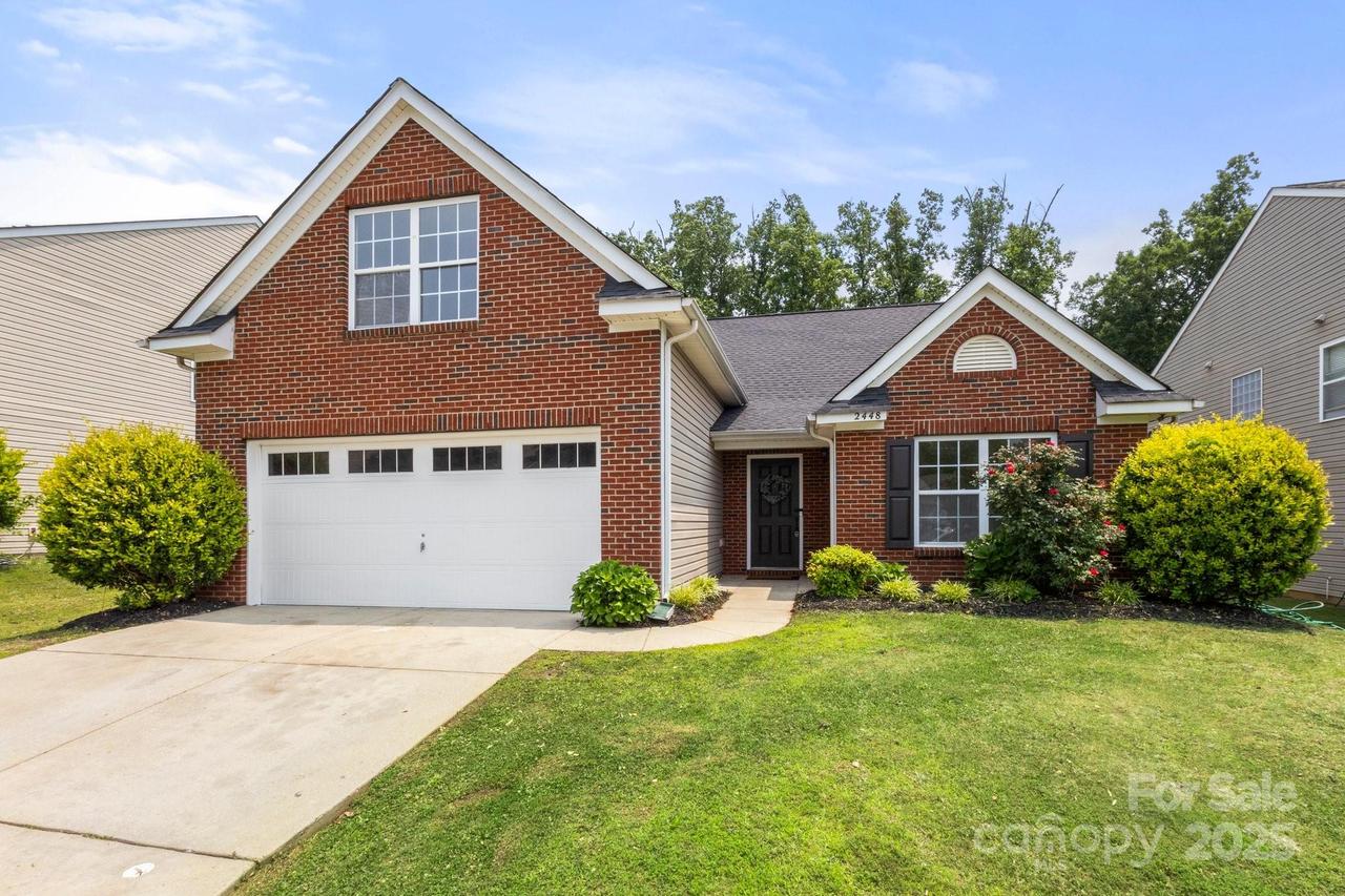 2448 Sweet Birch Ct., Gastonia, NC 28054