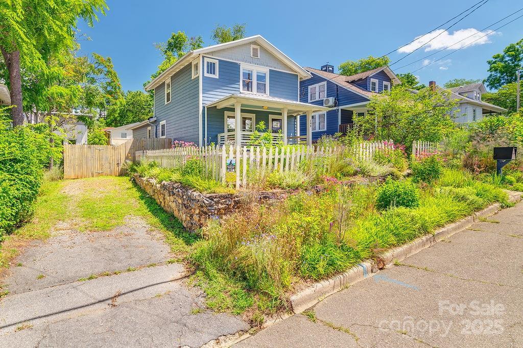 199 Pennsylvania Ave., Asheville, NC 28806