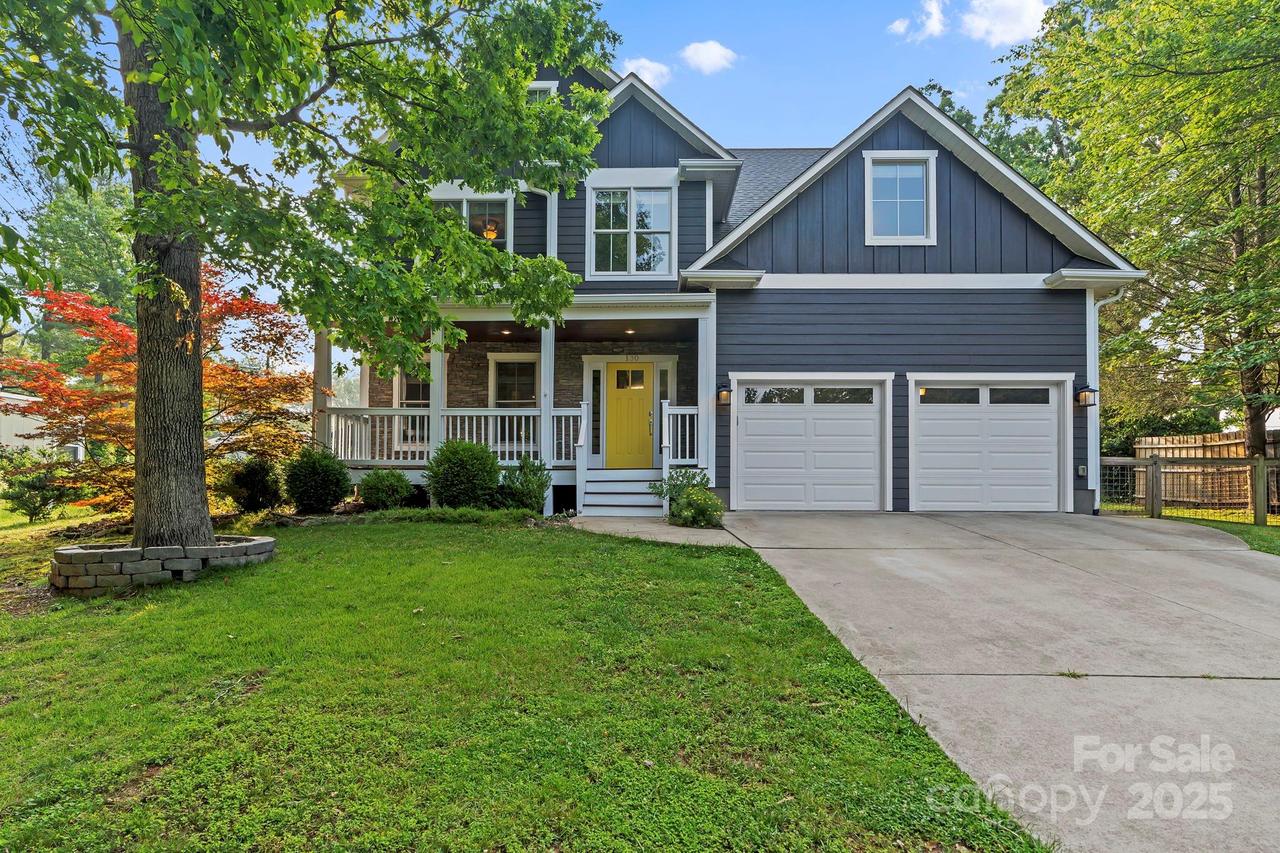 130 Eastwood Ave., Swannanoa, NC 28778