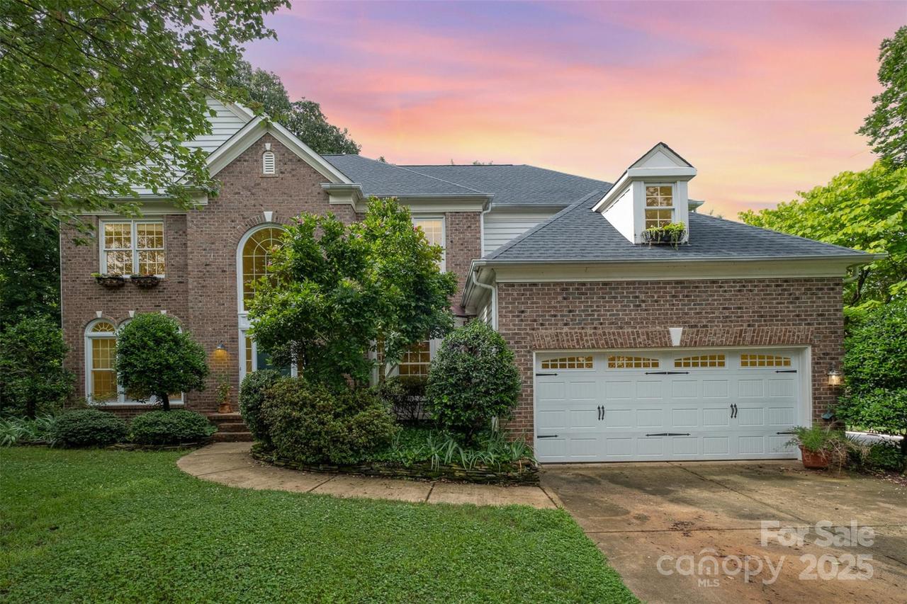 8219 Beardsley Dr., Charlotte, NC 28269