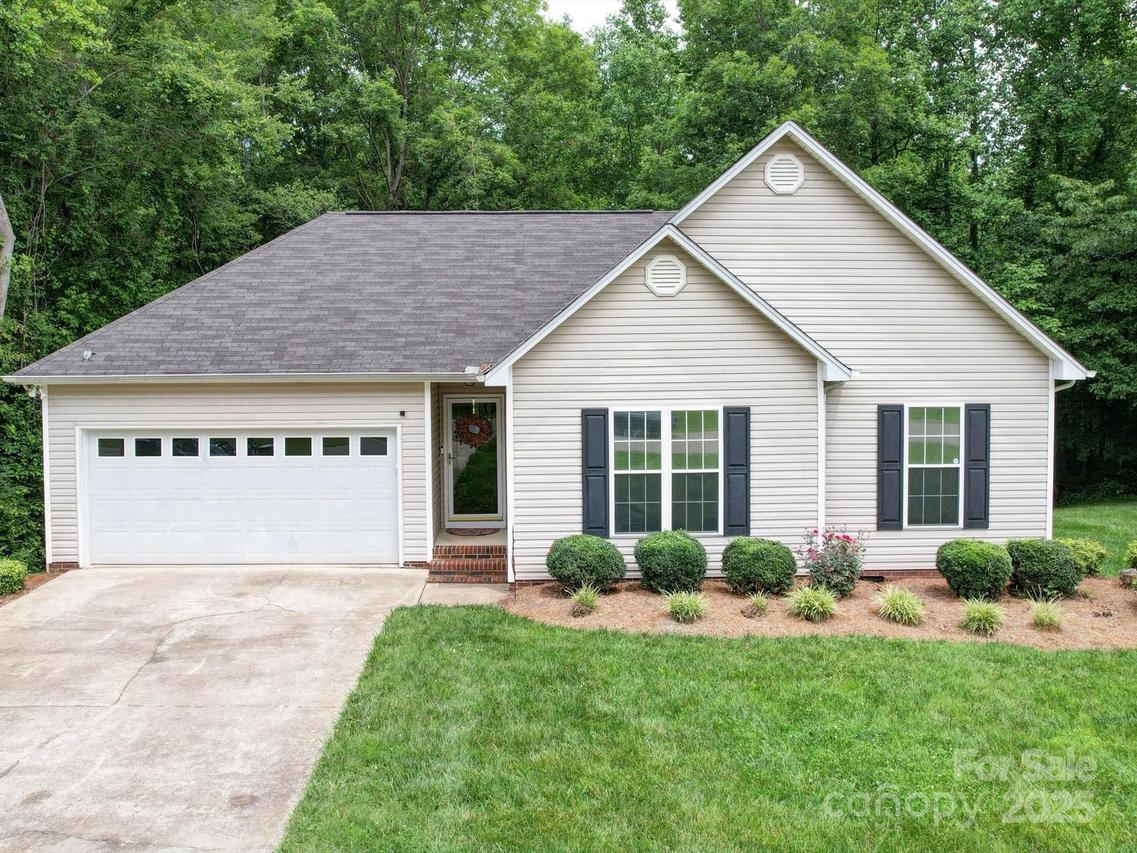 727 Cove Rd., Gastonia, NC 28052