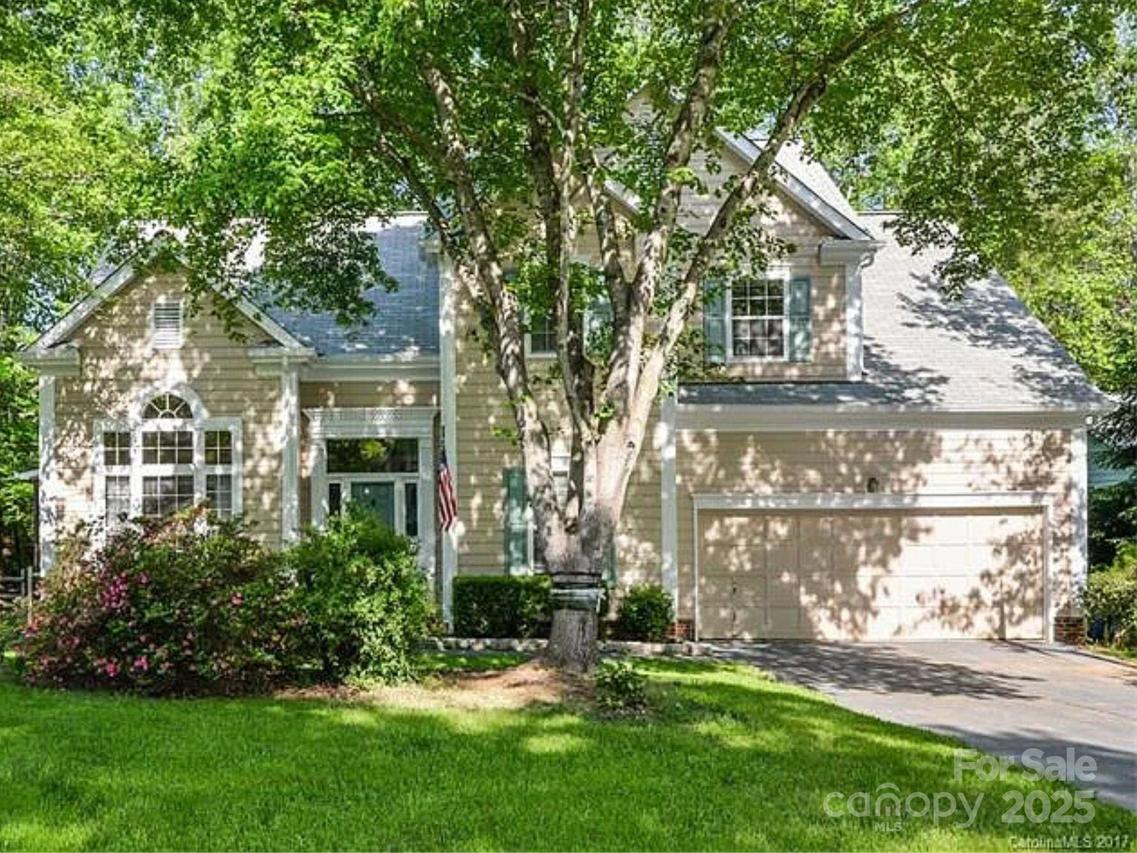 3415 Crescent Knoll Dr., Matthews, NC 28105