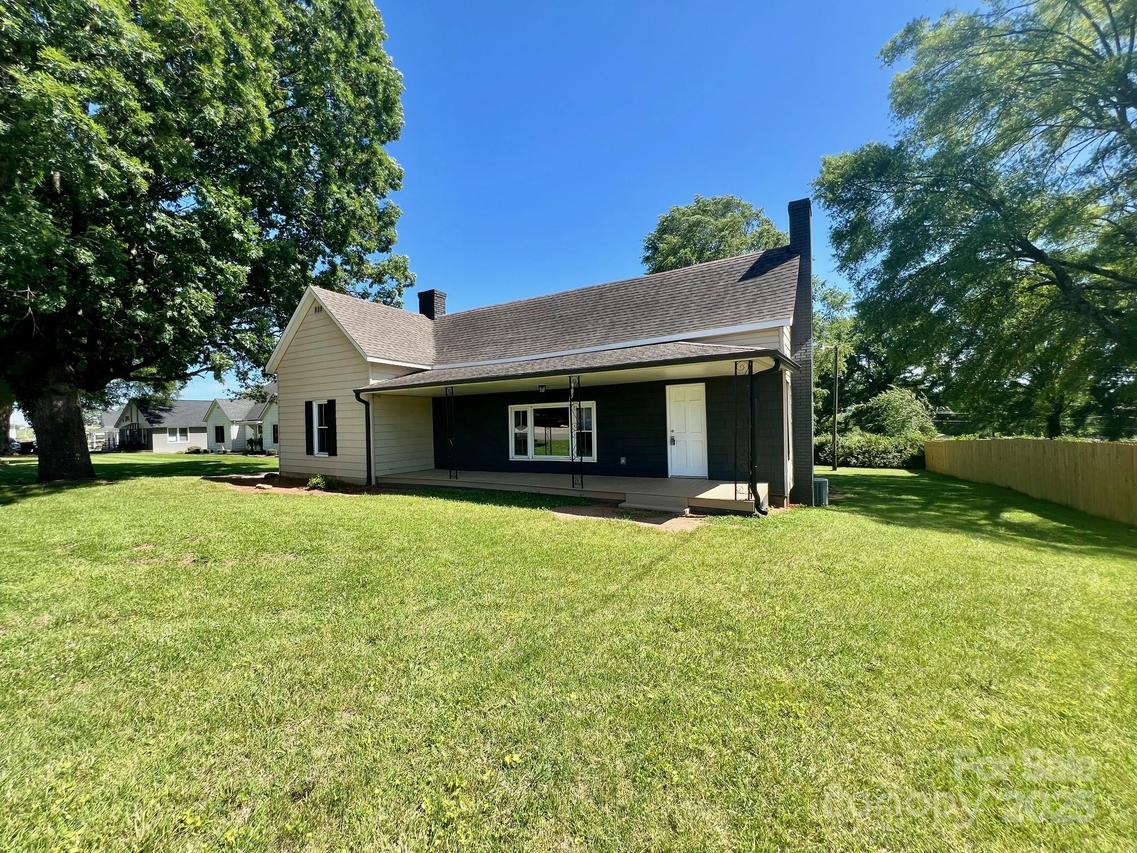 614 E Main Ave., Taylorsville, NC 28681