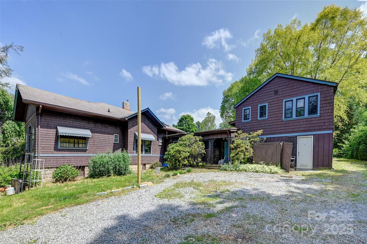 3960 Old Clyde Rd., Clyde, NC 28721