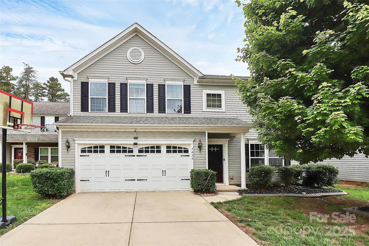 7434 Dover Mill Dr., Concord, NC 28025