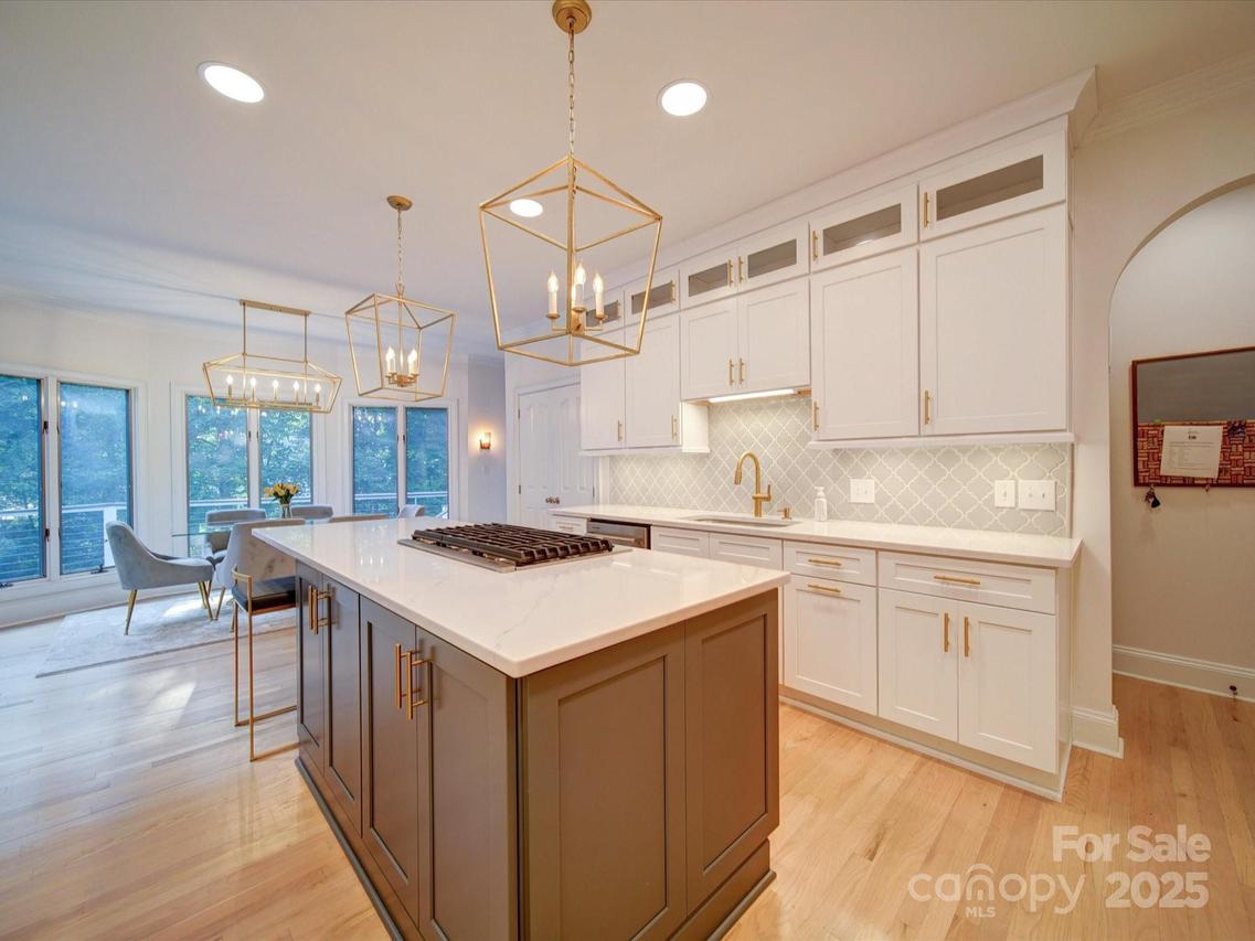 15708 Eagleview Dr., Charlotte, NC 28278