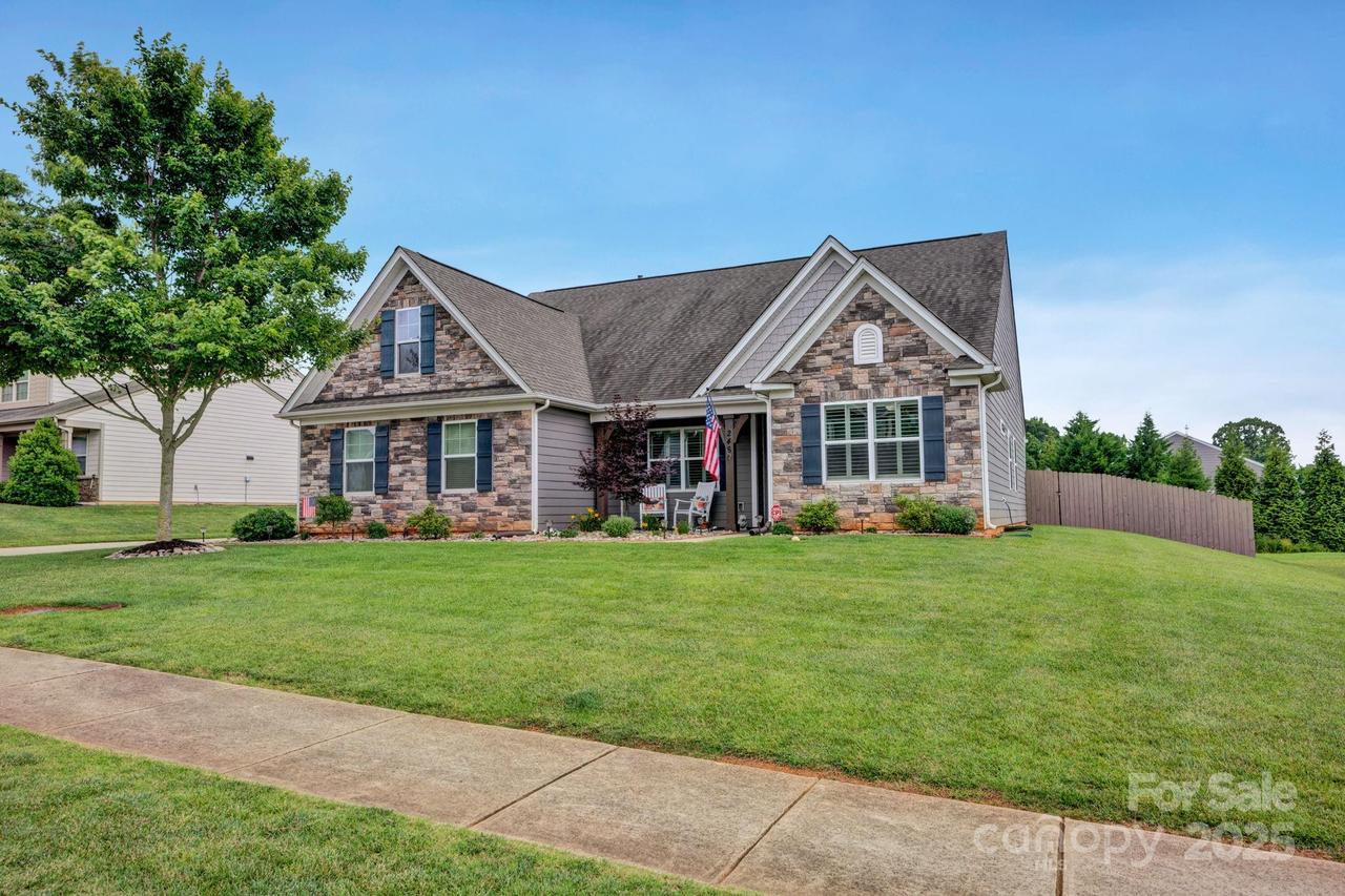 246 Bushney Loop, Mooresville, NC 28115