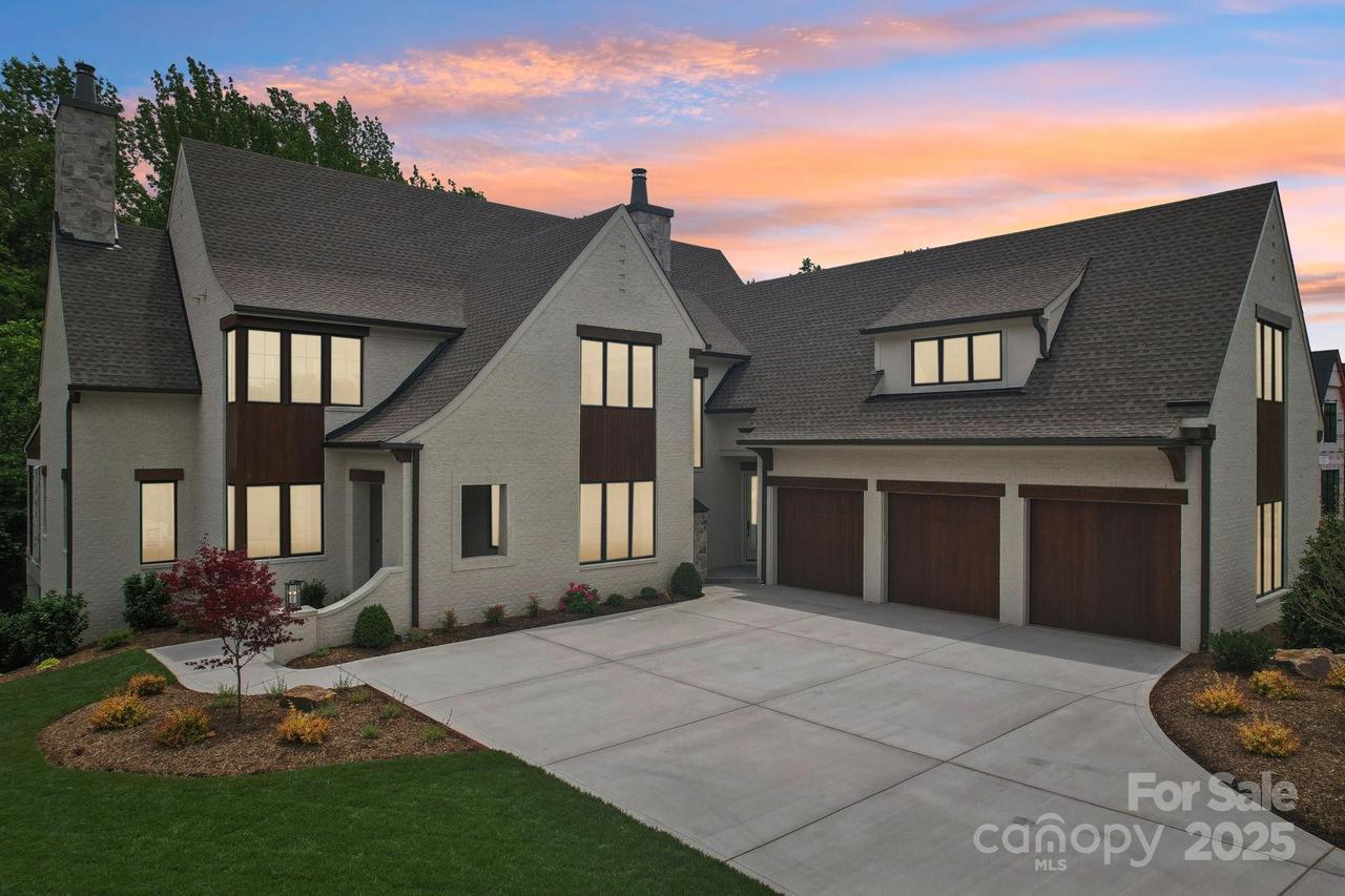 213 Crest Ct., Weddington, NC 28104