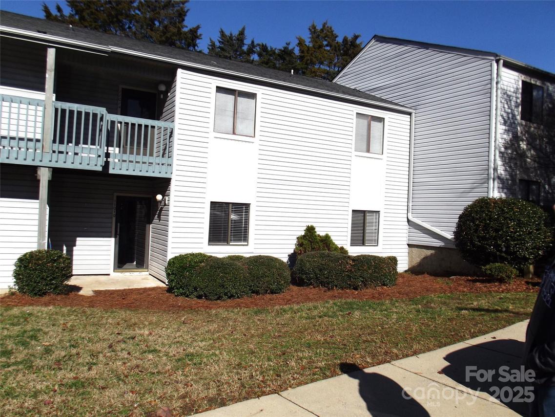 11010 Harrowfield Rd., Charlotte, NC 28226