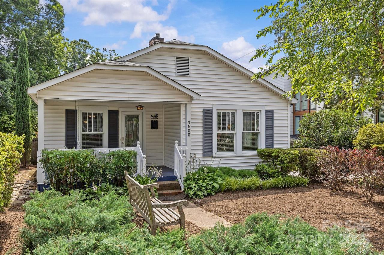 1600 Onslow Dr., Charlotte, NC 28205
