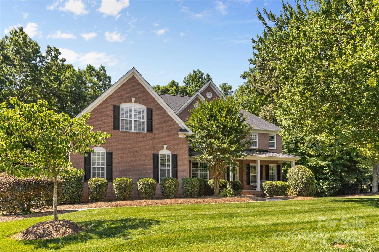 1336 Dobson Dr., Waxhaw, NC 28173