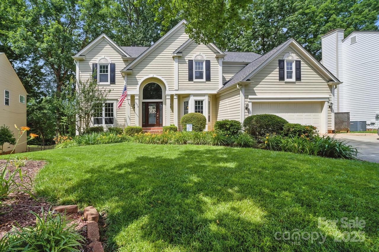 12712 Hollyhock Ln., Huntersville, NC 28078