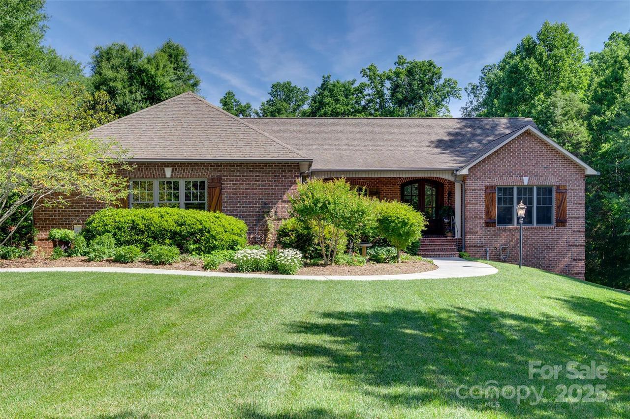 103 3rd St., Catawba, NC 28609