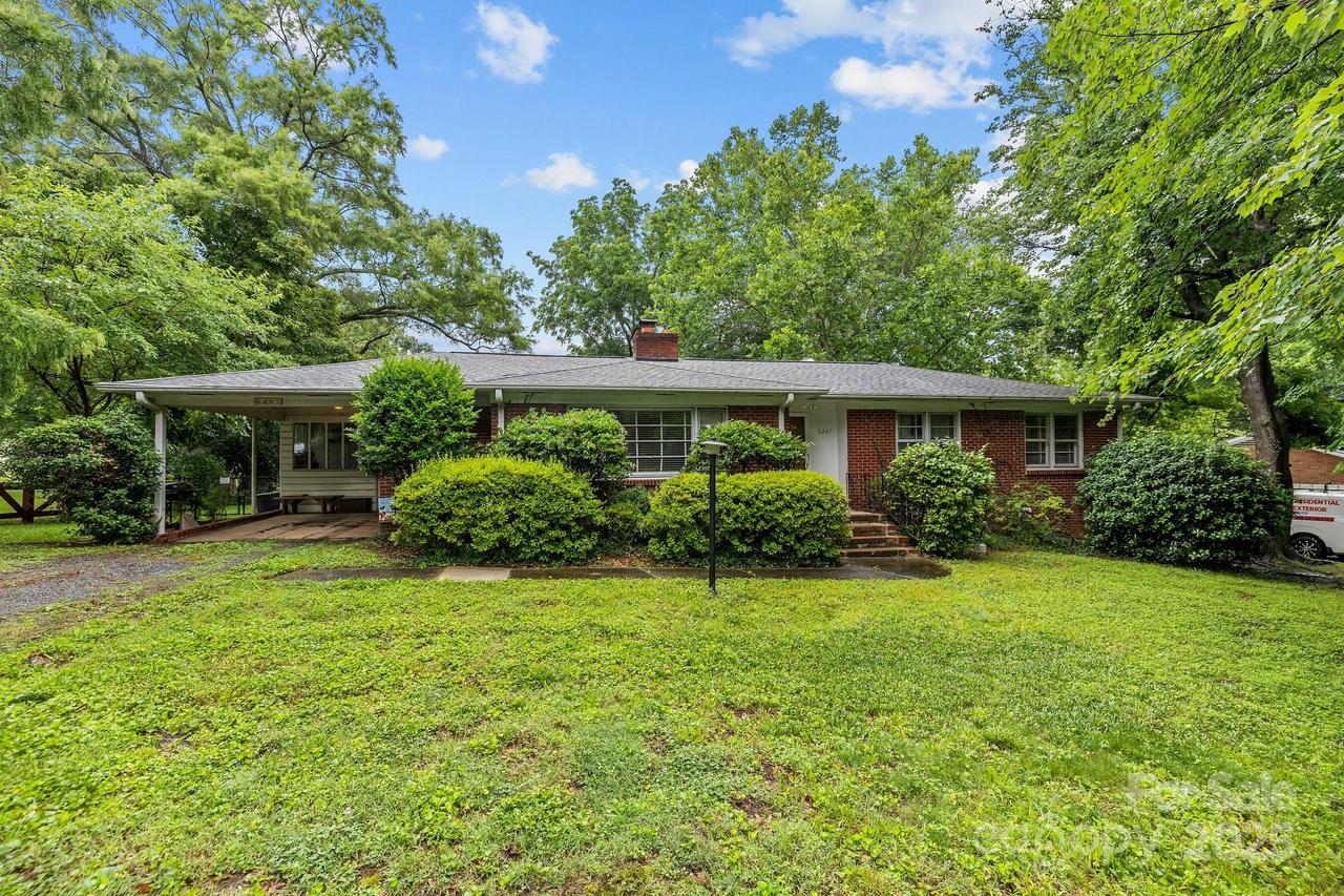6207 Robinson Church Rd., Charlotte, NC 28215