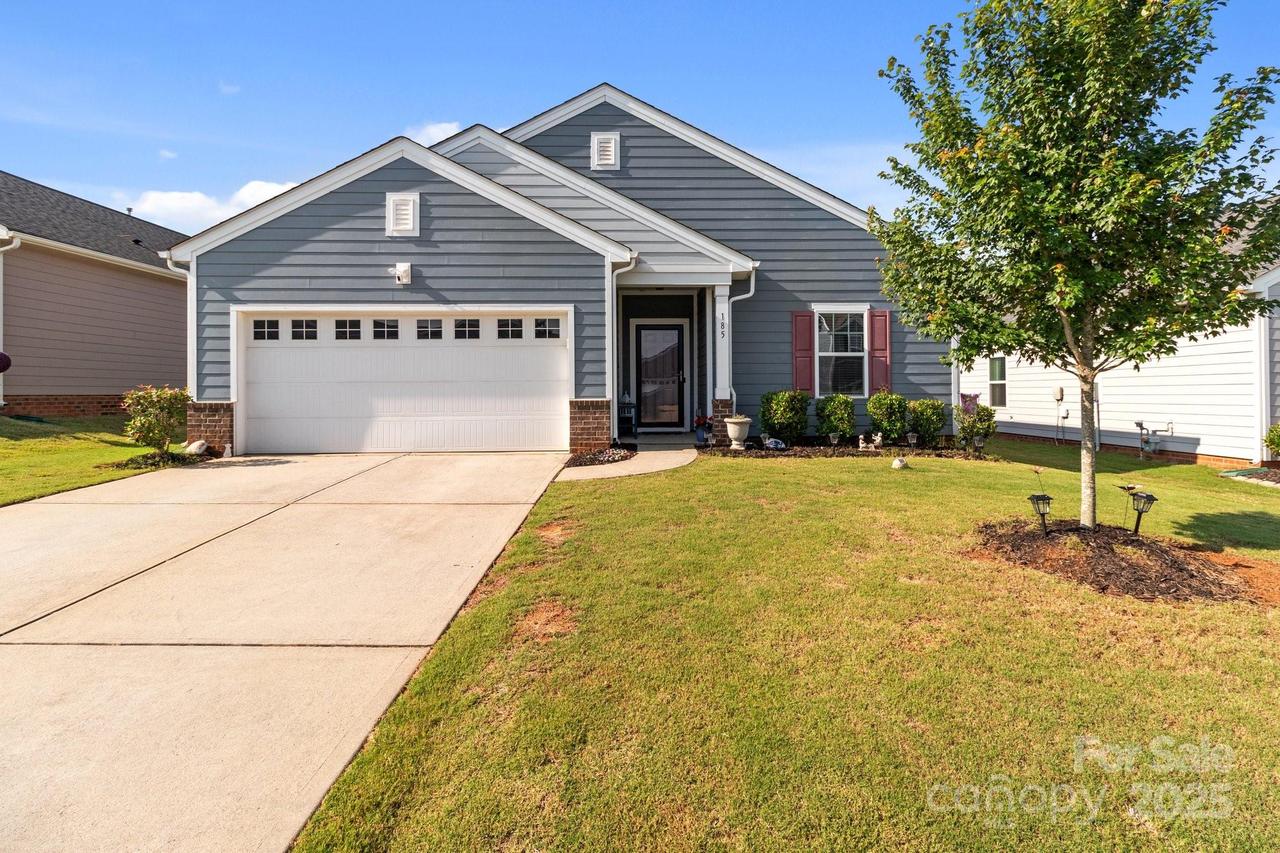 185 Willow Valley Dr., Mooresville, NC 28115
