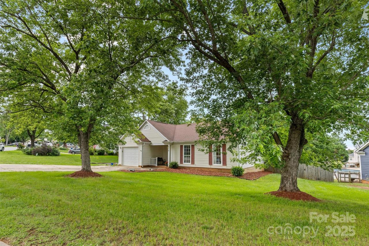 510 SW Viking Pl., Concord, NC 28025