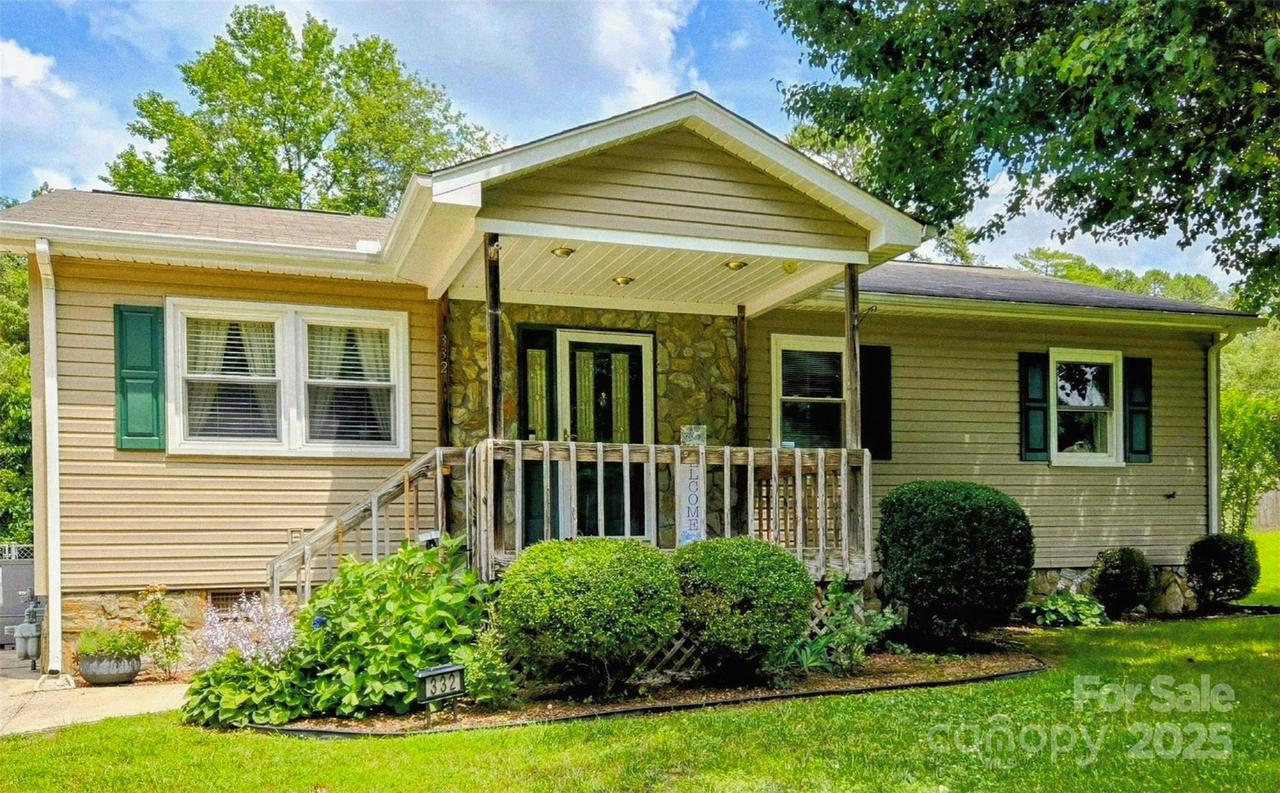332 Daybrook Dr., Landis, NC 28088