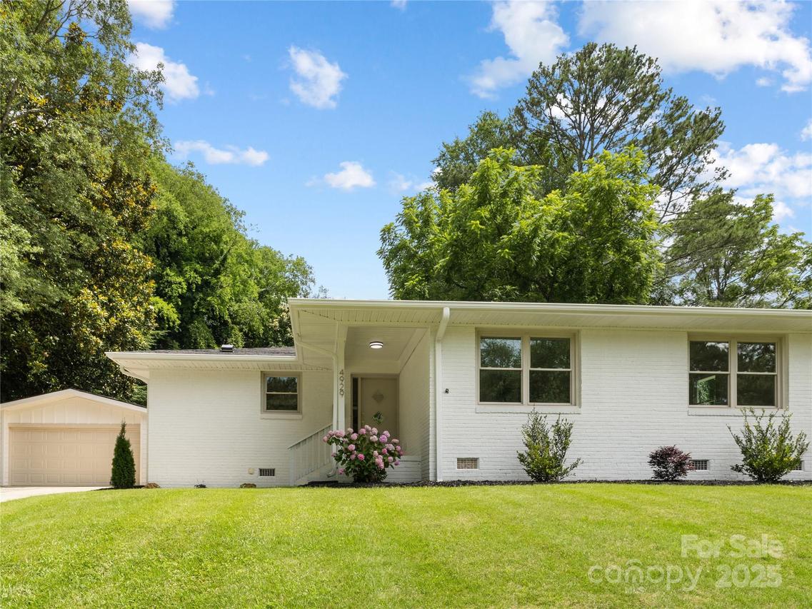 4929 Prentice Pl., Charlotte, NC 28210