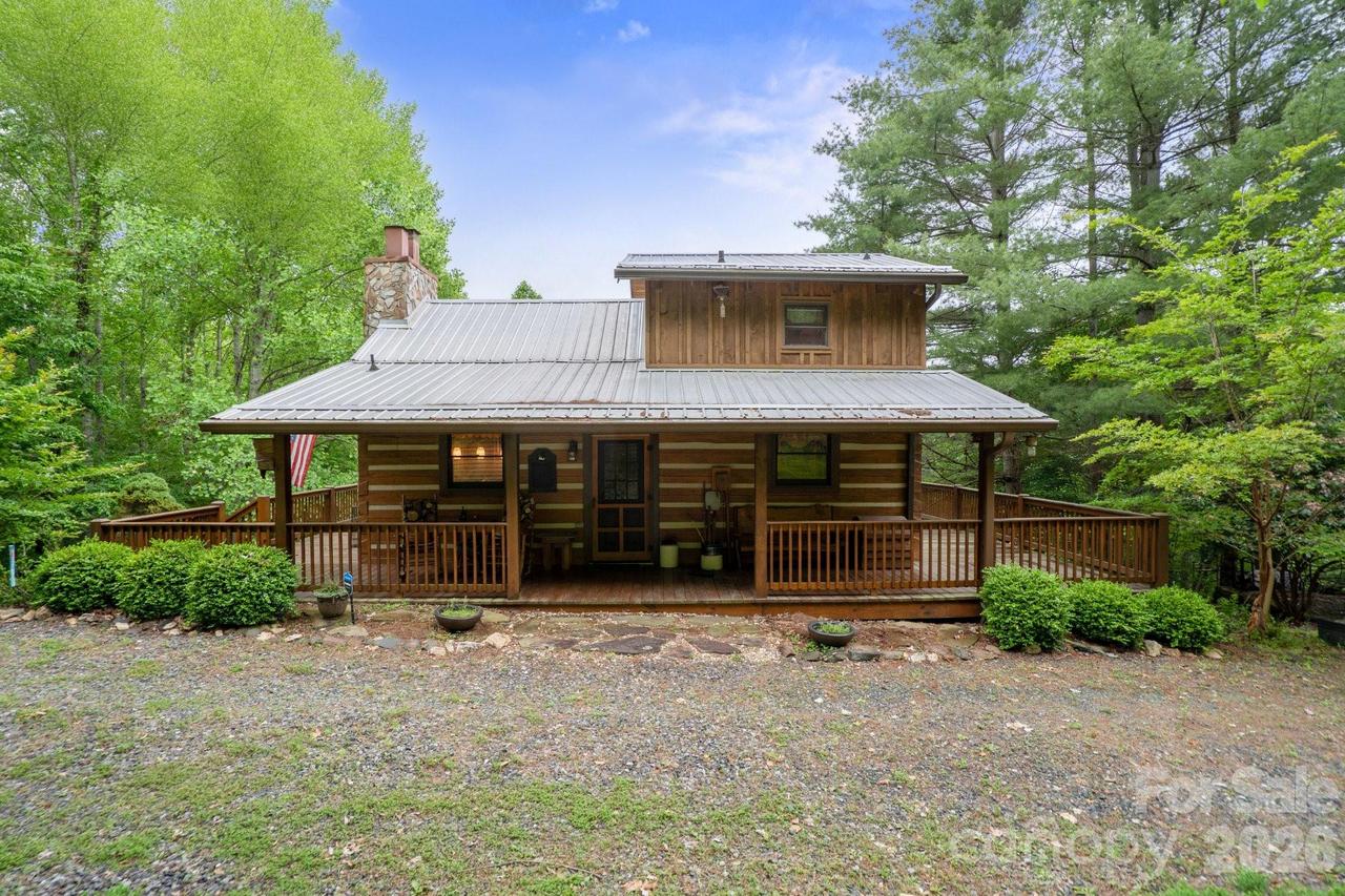 710 River Hills Rd., Lansing, NC 28643