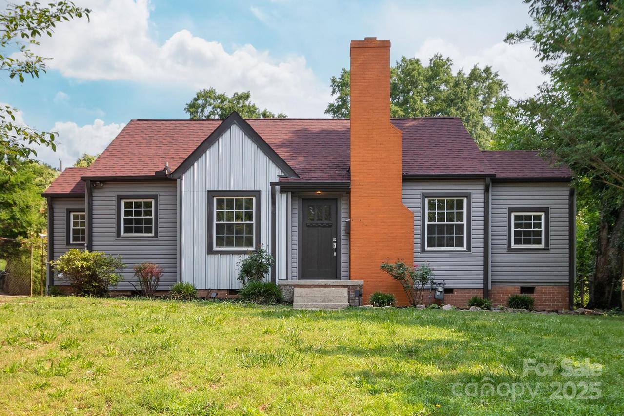 2628 Clydesdale Ter., Charlotte, NC 28208