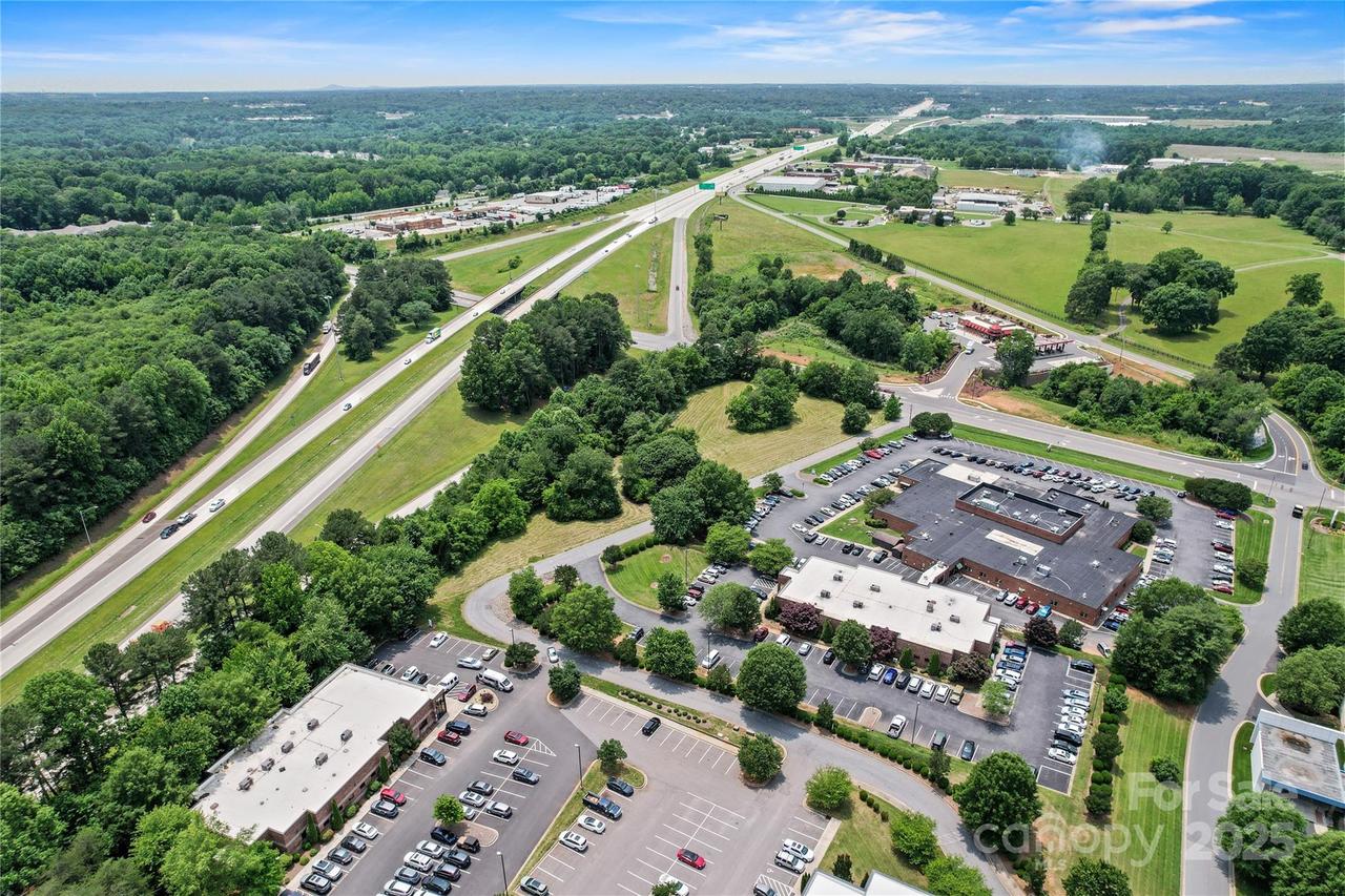 122 Sherlock Dr., Statesville, NC 28625